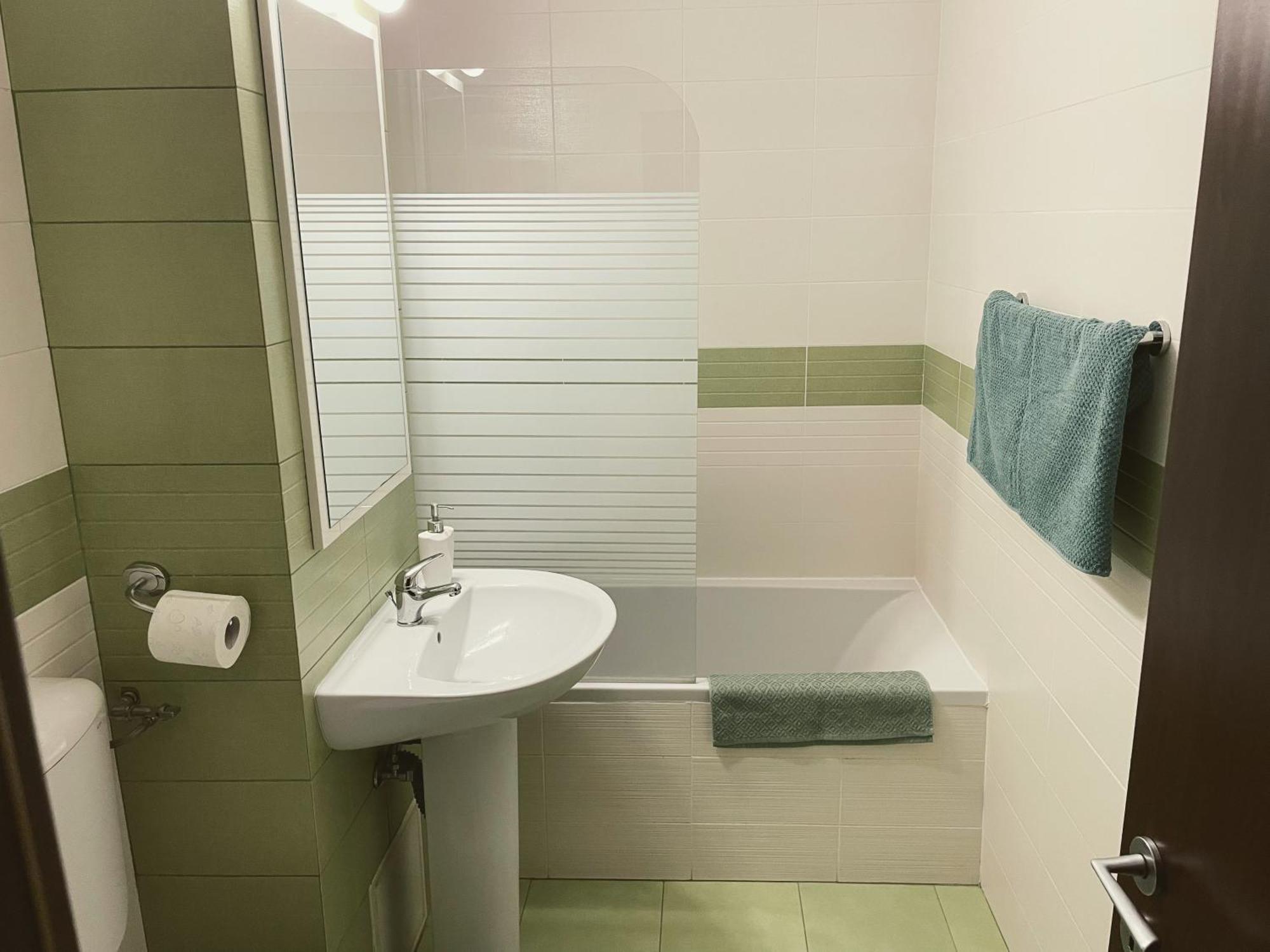 Modern Apartment With Self Check-In Timişoara Buitenkant foto