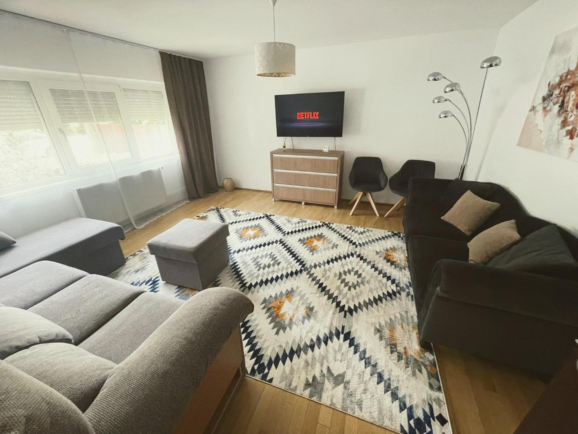 Modern Apartment With Self Check-In Timişoara Buitenkant foto